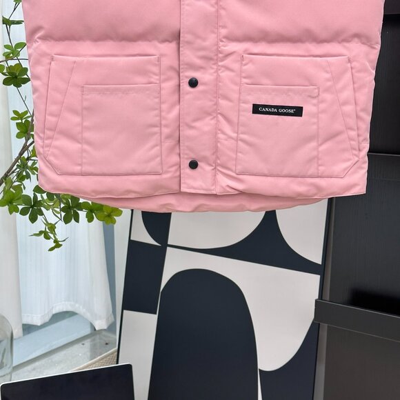 Canada Goose Women's Freestyle Vest - Picture 3 of 6